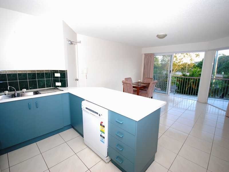 Unit 3/112 River Esplanade, Mooloolaba QLD 4557