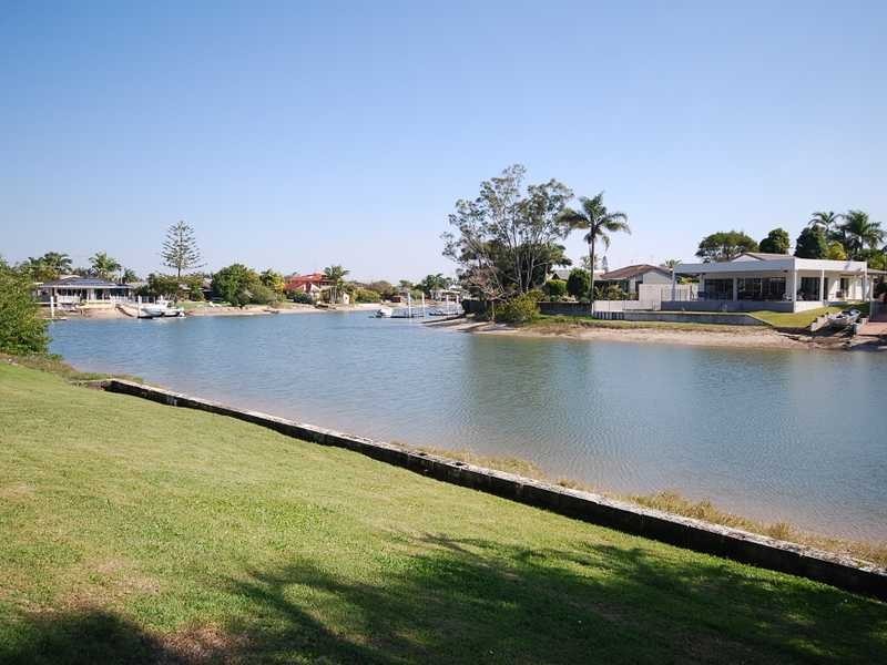 Unit 1/23 Barooga Crescent, Mooloolaba QLD 4557