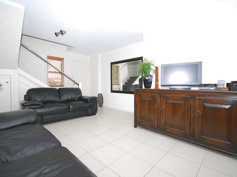 Unit 2/50 Toorumbee Drive, Mooloolaba QLD 4557