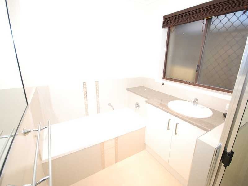 Unit 2/10 Malkana Crescent, Buddina QLD 4575