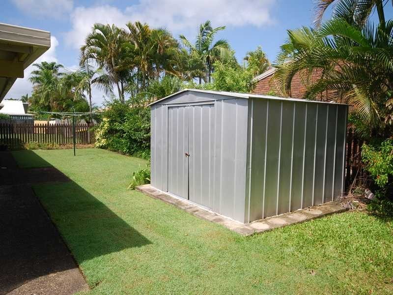 24 Bangalow St, Minyama QLD 4575