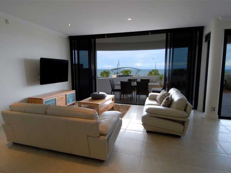 Alexandra Headland QLD 4572