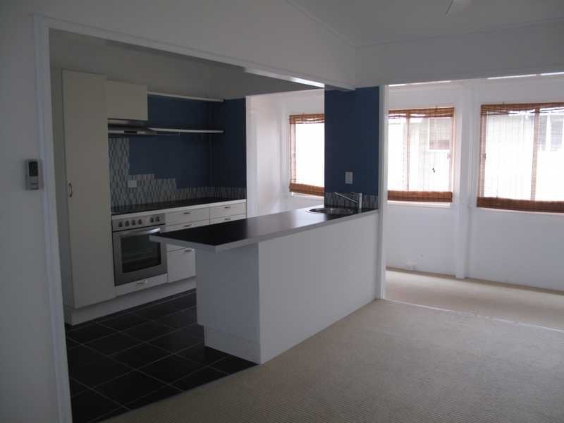 Alexandra Headland QLD 4572