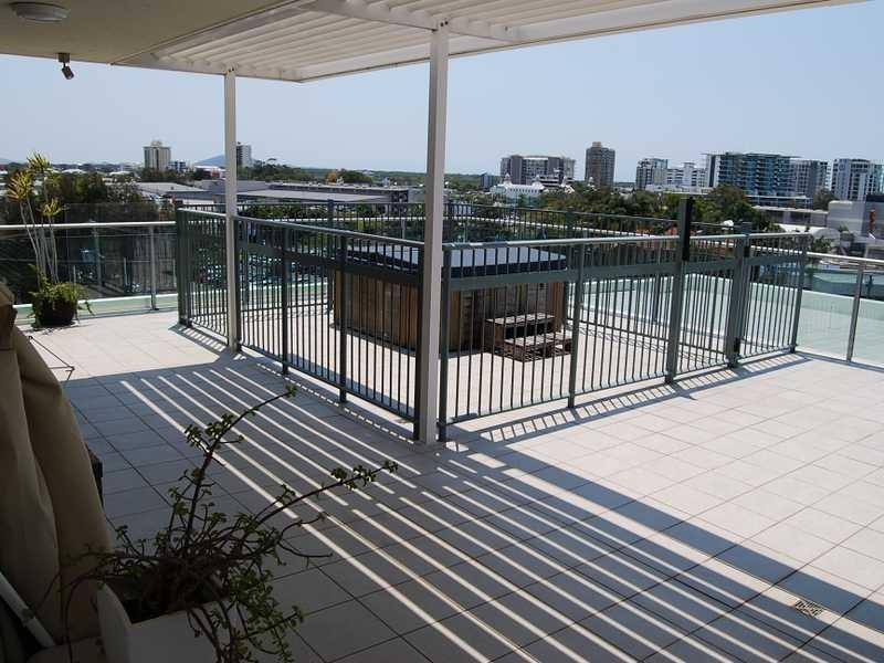 Unit 1708/1A Mungar, Maroochydore QLD 4558