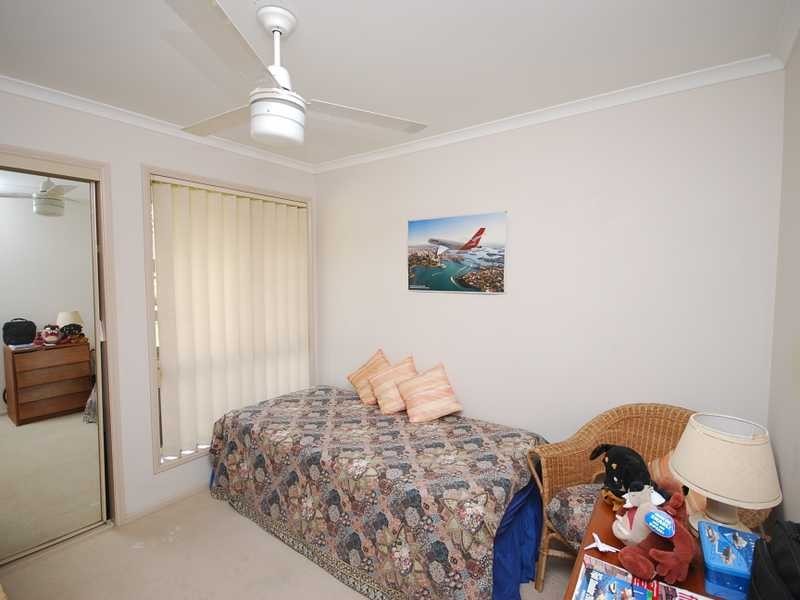 Unit 2/27 Camfield Street, Alexandra Headland QLD 4572