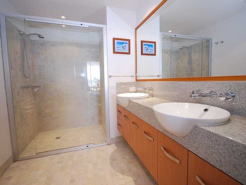 Unit 309/13 Nicklin Way, Minyama QLD 4575