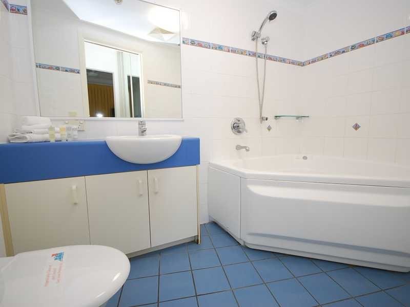 Alexandra Headland QLD 4572