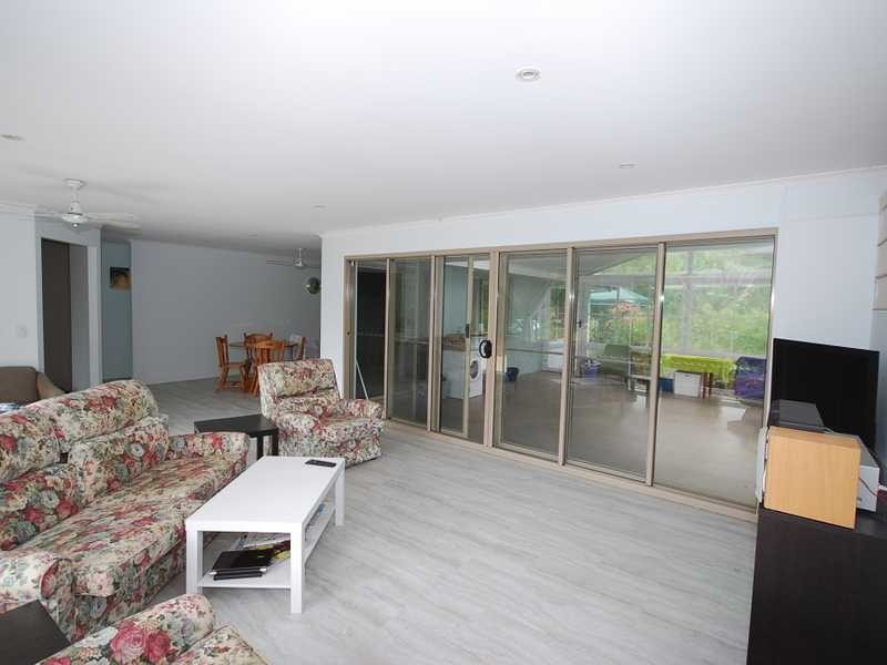 20 Kapilano Cr, Mountain Creek QLD 4557