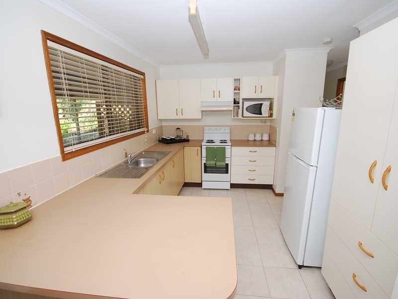 6 Stephenson Place, Monkland QLD 4570