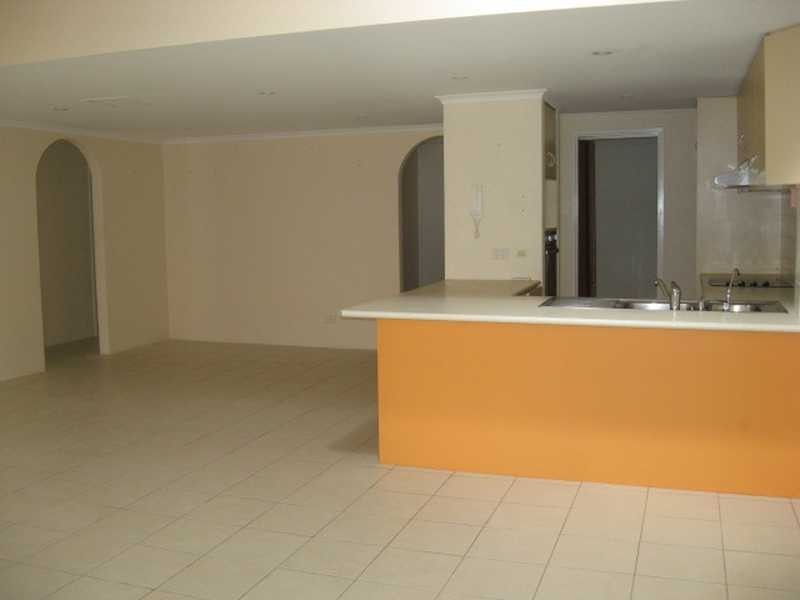 Unit 9/15-17 Carinya Street, Mooloolaba QLD 4557