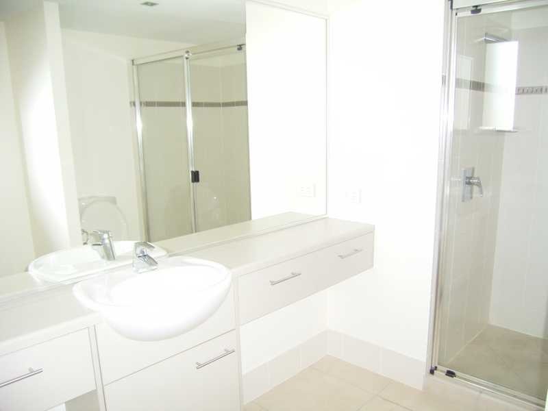 Unit 304/34 Fourth Avenue, Cotton Tree QLD 4558