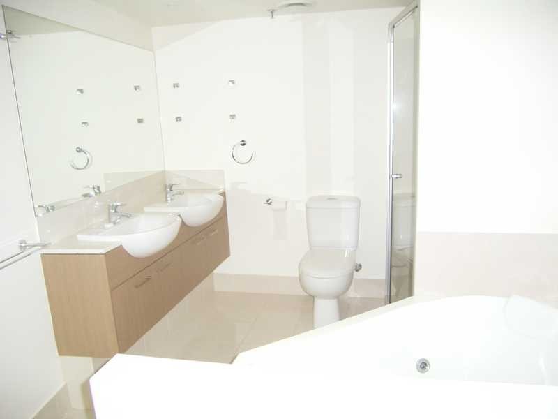 Unit 505/19 First Avenue, Mooloolaba QLD 4557