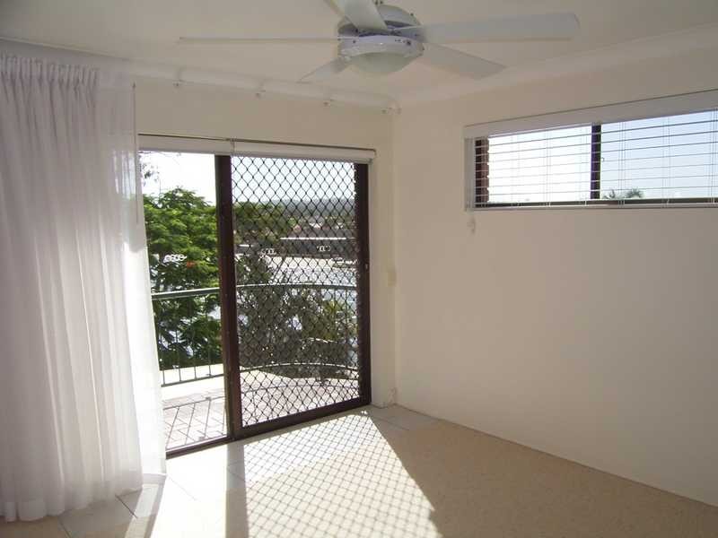 Unit 8/11 Woomba Place, Mooloolaba QLD 4557