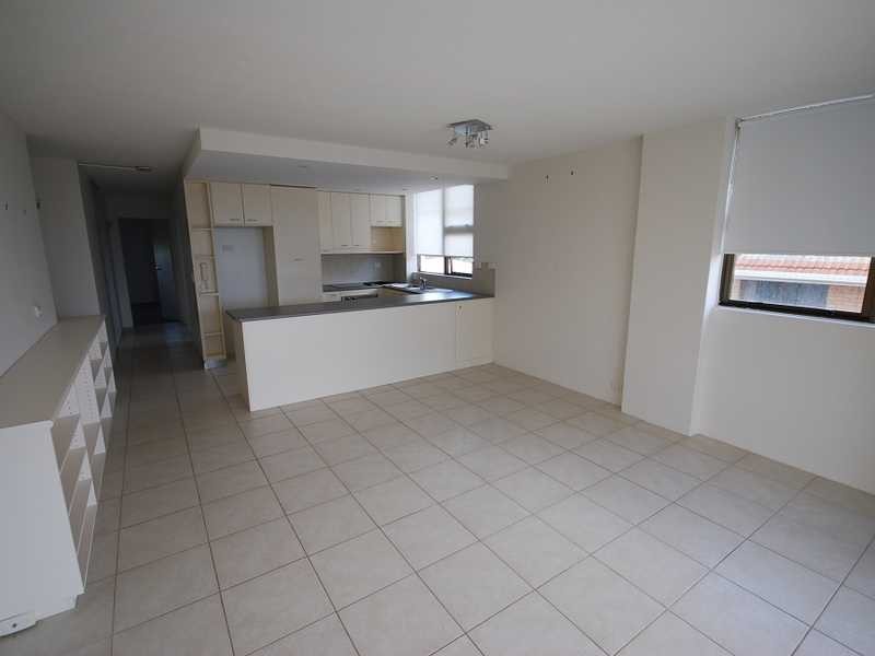 Unit 4/84 Parkyn Parade, Mooloolaba QLD 4557