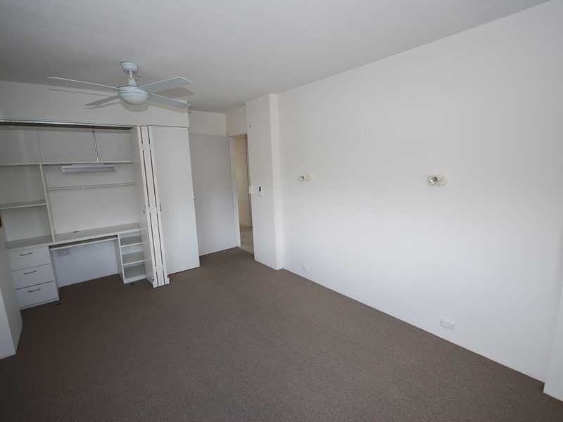 Unit 4/84 Parkyn Parade, Mooloolaba QLD 4557