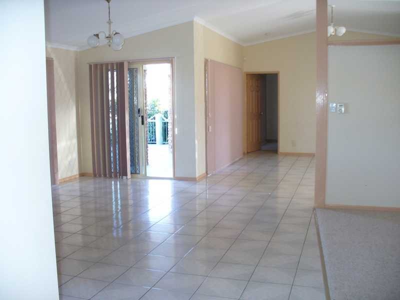 14 Chiswell Place, Maroochydore QLD 4558