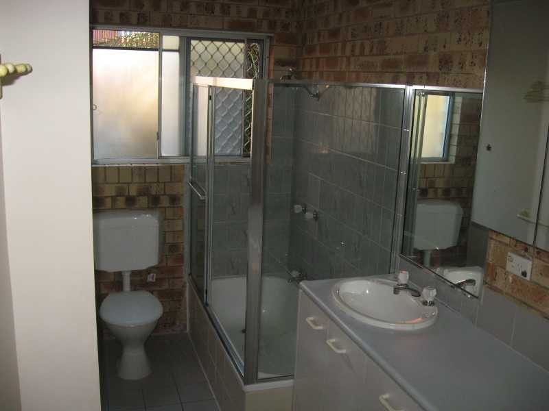 Unit 3/10 Goonawarra Drive, Mooloolaba QLD 4557