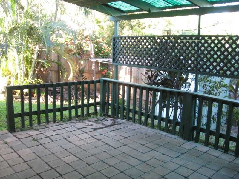 Unit 3/10 Goonawarra Drive, Mooloolaba QLD 4557