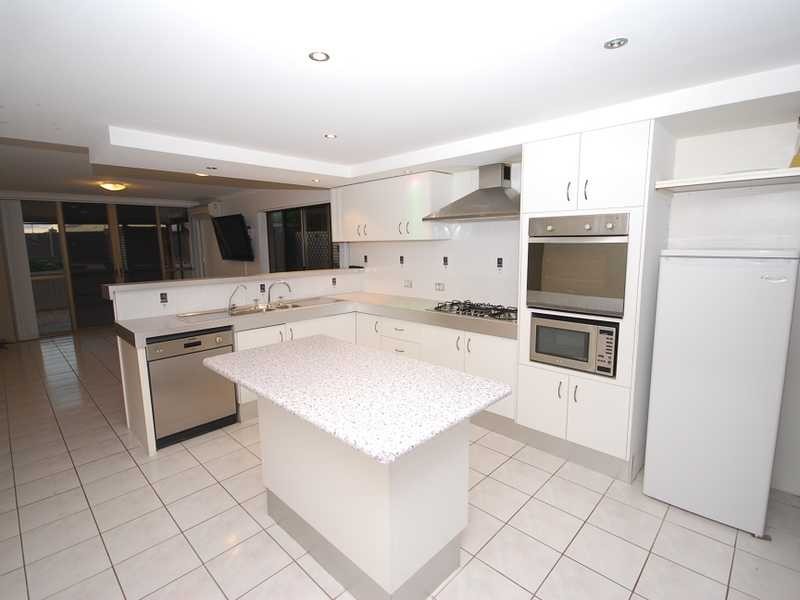 Unit 1/72 Tantula Road West, Alexandra Headland QLD 4572