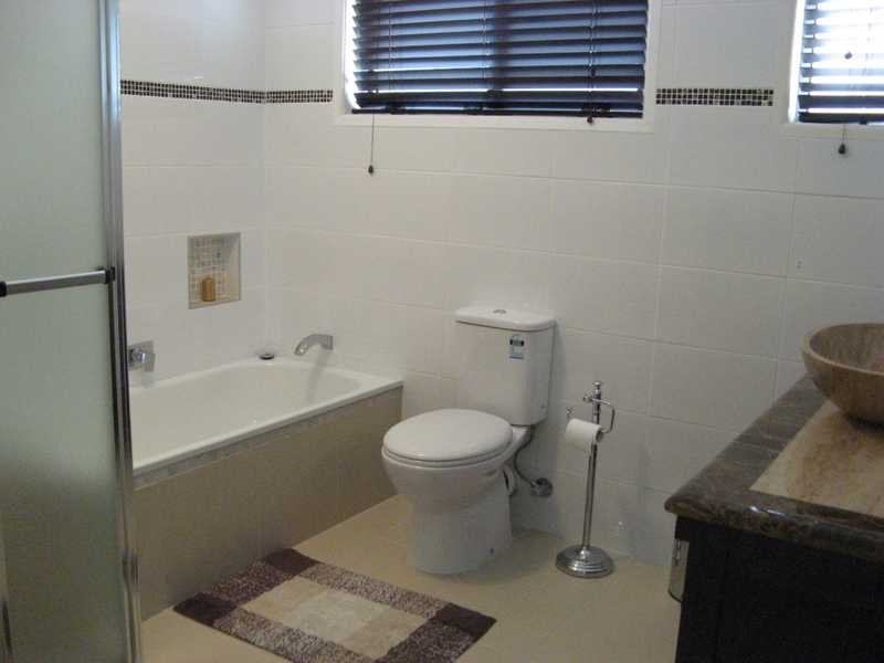 53 Oomoo St, Buddina QLD 4575