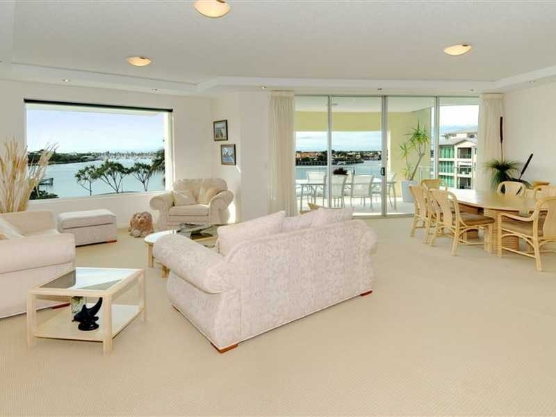 Unit 11/82 River Esplanade, Mooloolaba QLD 4557