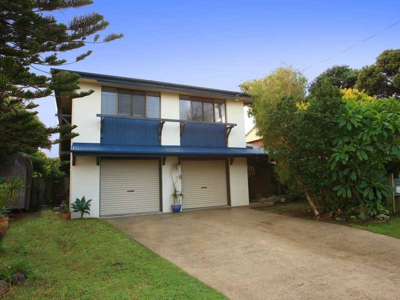 18 Oomoo St, Buddina QLD 4575