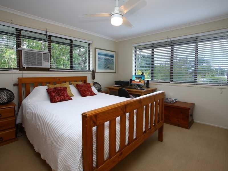 18 Oomoo St, Buddina QLD 4575