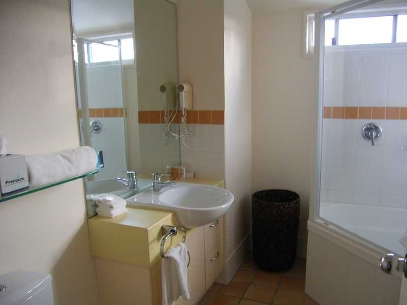Unit 446/180 Alexandra Parade, Alexandra Headland QLD 4572