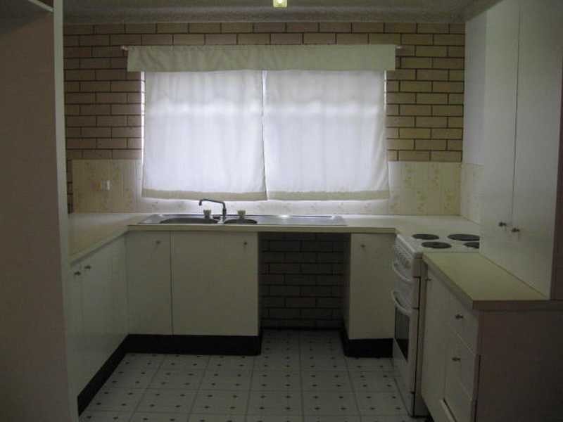 Unit 2/39 Goonawarra Drive, Mooloolaba QLD 4557