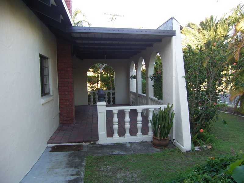 104 Goonawarra Dr (Cnr Palm Dr), Mooloolaba QLD 4557