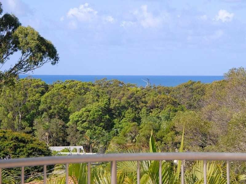 2/33 Yakola Parade, Alexandra Headland QLD 4572