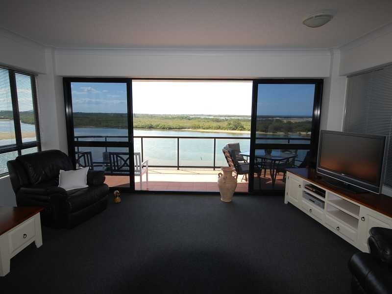 Unit 5/8 Wharf Street, Maroochydore QLD 4558