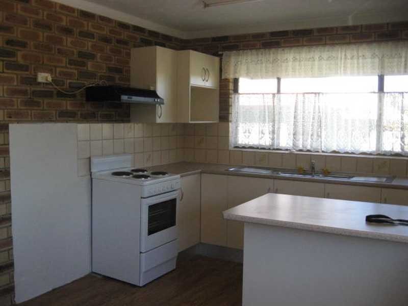 Unit 2/30 Goonawarra Drive, Mooloolaba QLD 4557