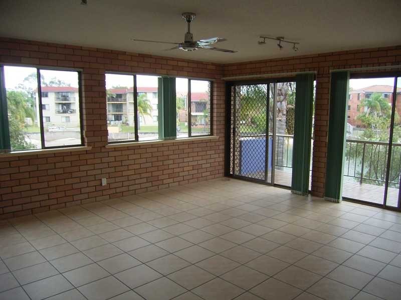 Unit 3/5 Kyamba Court, Mooloolaba QLD 4557