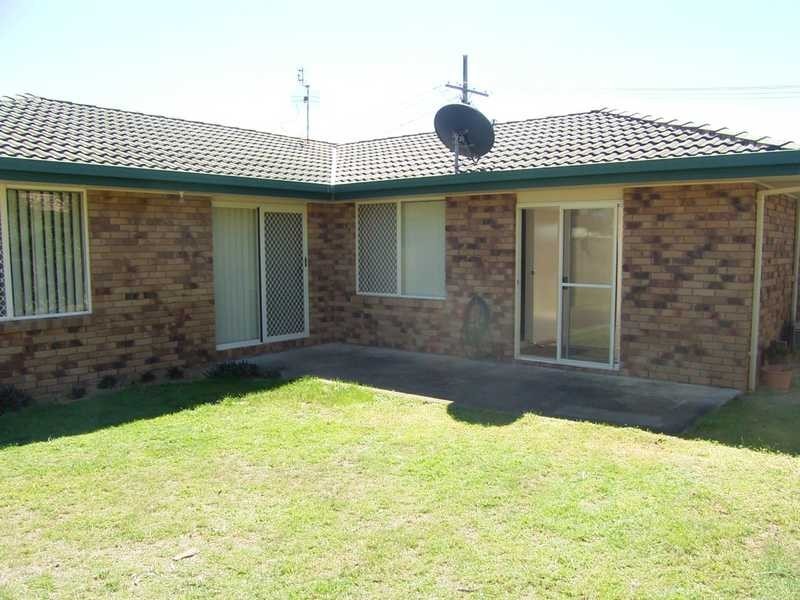 68 Saleng Cres, Warana QLD 4575