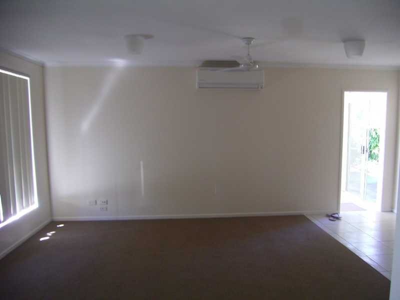 68 Saleng Cres, Warana QLD 4575