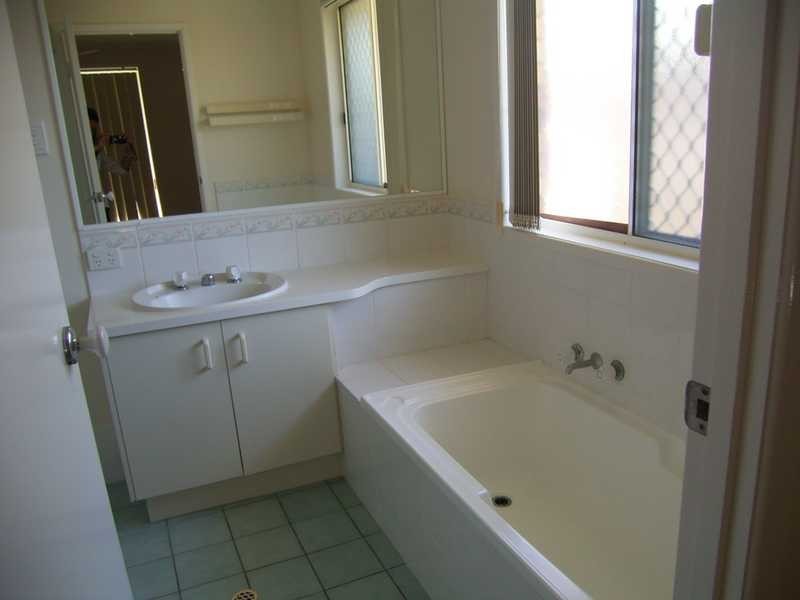 68 Saleng Cres, Warana QLD 4575