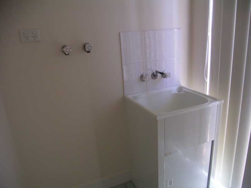 68 Saleng Cres, Warana QLD 4575