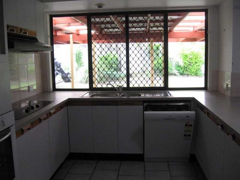 63 Brentwood Avenue, Mooloolaba QLD 4557