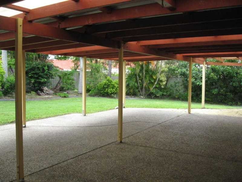 63 Brentwood Avenue, Mooloolaba QLD 4557