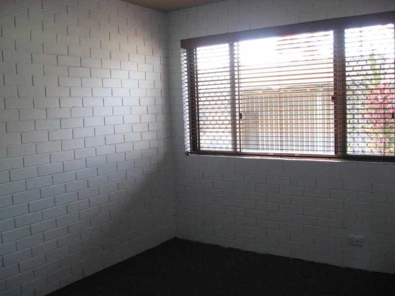 Unit 2/11 Pangarinda Place, Mooloolaba QLD 4557