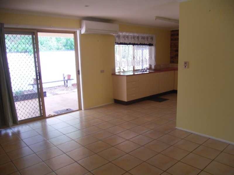 Unit 3/114 Bundilla Boulevarde, Mountain Creek QLD 4557