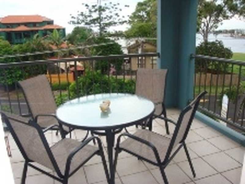 Unit 5/100 River Esplanade, Mooloolaba QLD 4557
