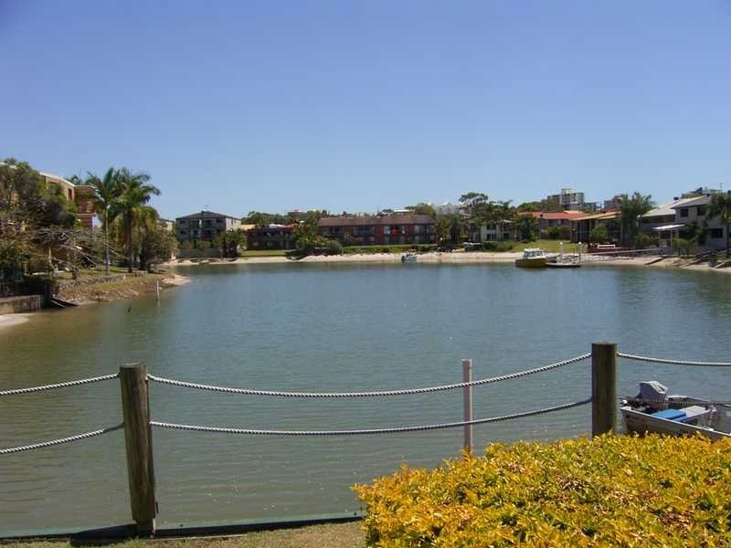 Unit 4/24 Tarcoola Avenue, Mooloolaba QLD 4557