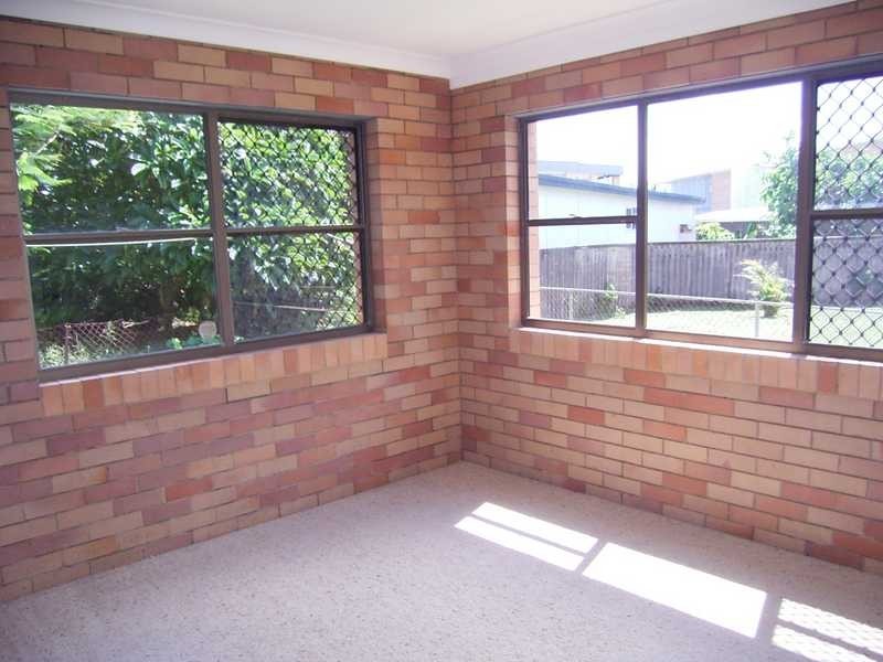 12 Oomoo Street, Buddina QLD 4575