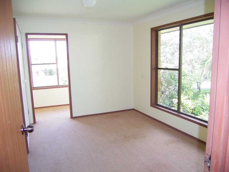 12 Oomoo Street, Buddina QLD 4575