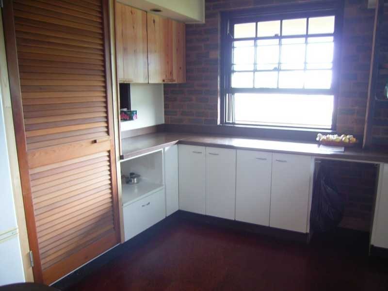 3 Saleng Cres, Warana QLD 4575