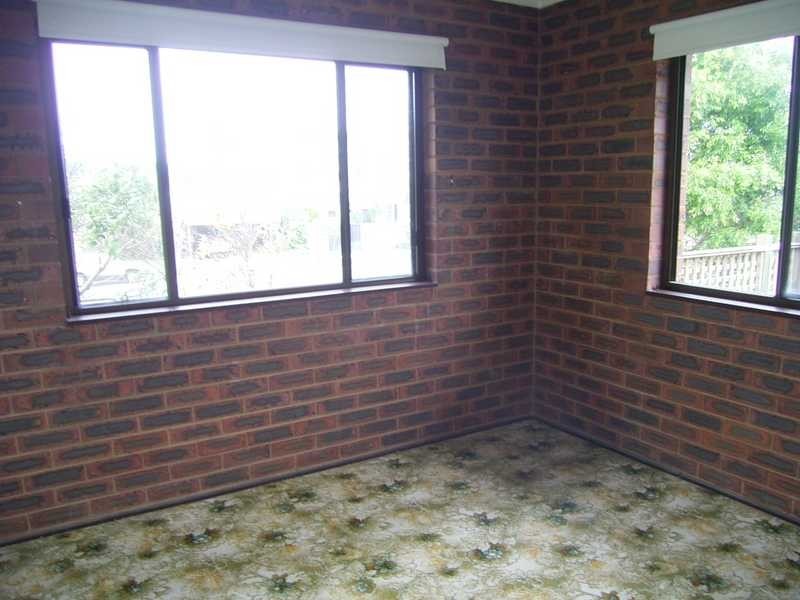 3 Saleng Cres, Warana QLD 4575