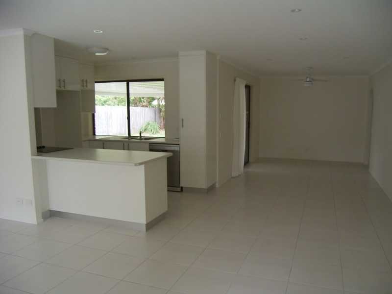 84 Oceanic Drive, Warana QLD 4575