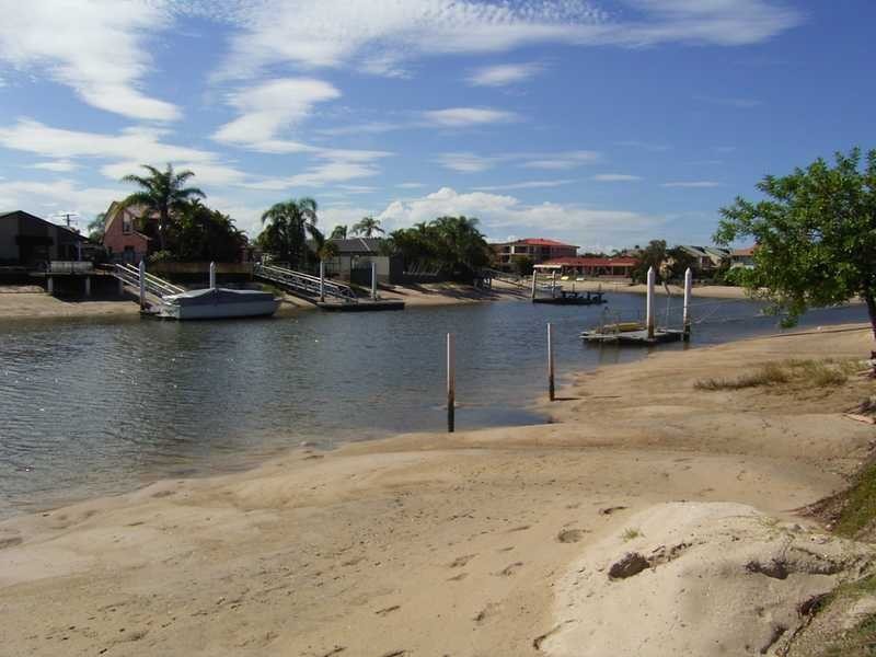 Unit 1/24 Akeringa Place, Mooloolaba QLD 4557